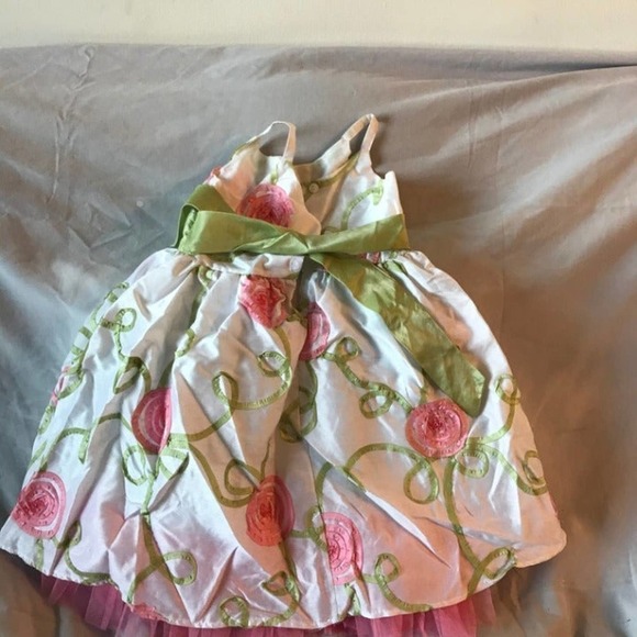 Youngland Girl's Fancy flower Dress - Picture 3 of 5